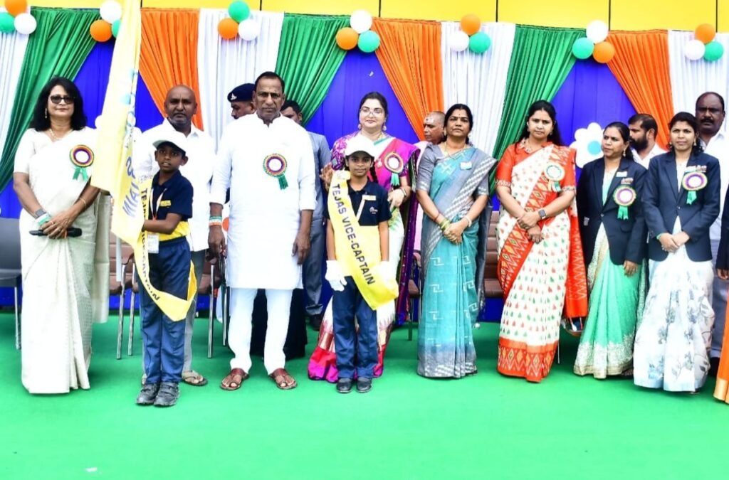 PHOTO-2025-10-01-17-21-23