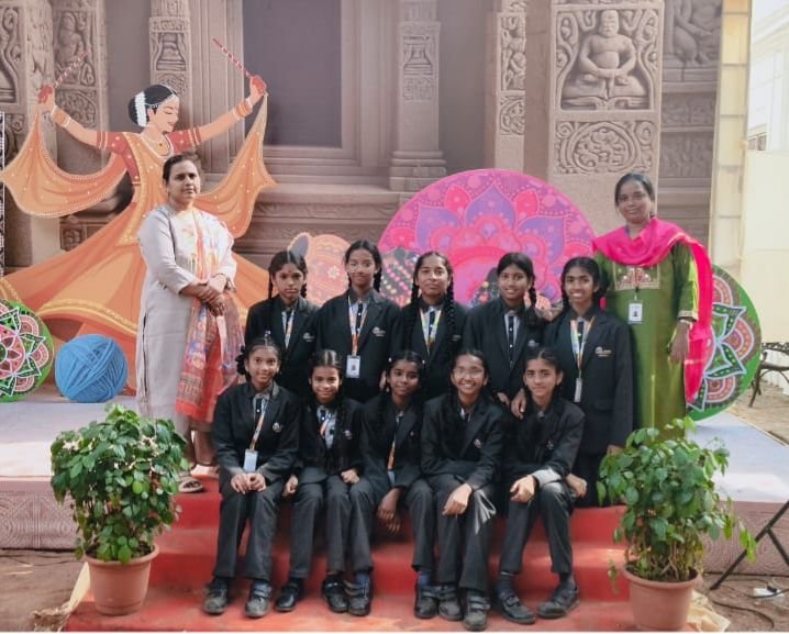 PHOTO-2025-12-01-11-16-52