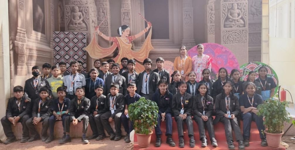 PHOTO-2025-12-01-11-25-03